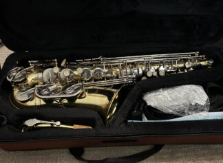 Eldon EAS410LN Alto Saxophone with Case